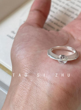 可转动锆石星球环绕闪钻