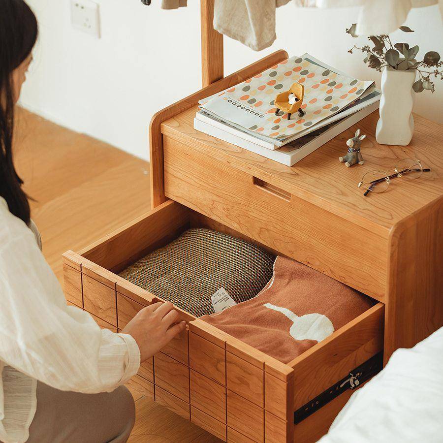 桃架床桃衣子架卧BPP室落地挂衣架头实木衣帽家用床边储物柜可移