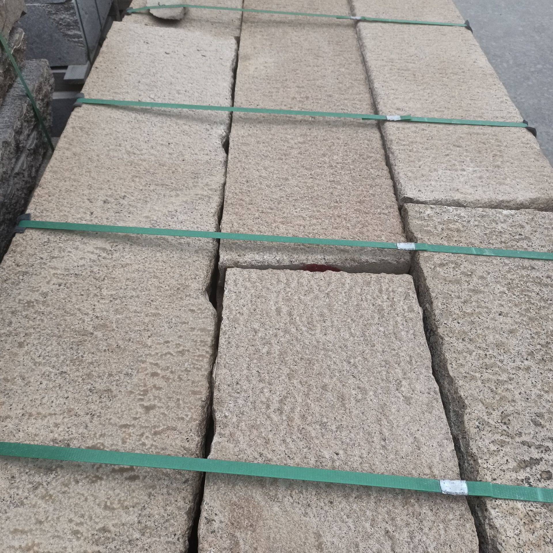复古仿古做旧老石板庭院古镇铺路老石条公园庭院景区踏步石