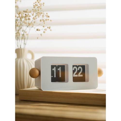 竹白家简约翻页时钟数字挂钟创意设计钟静音机芯现代客厅卧室钟表
