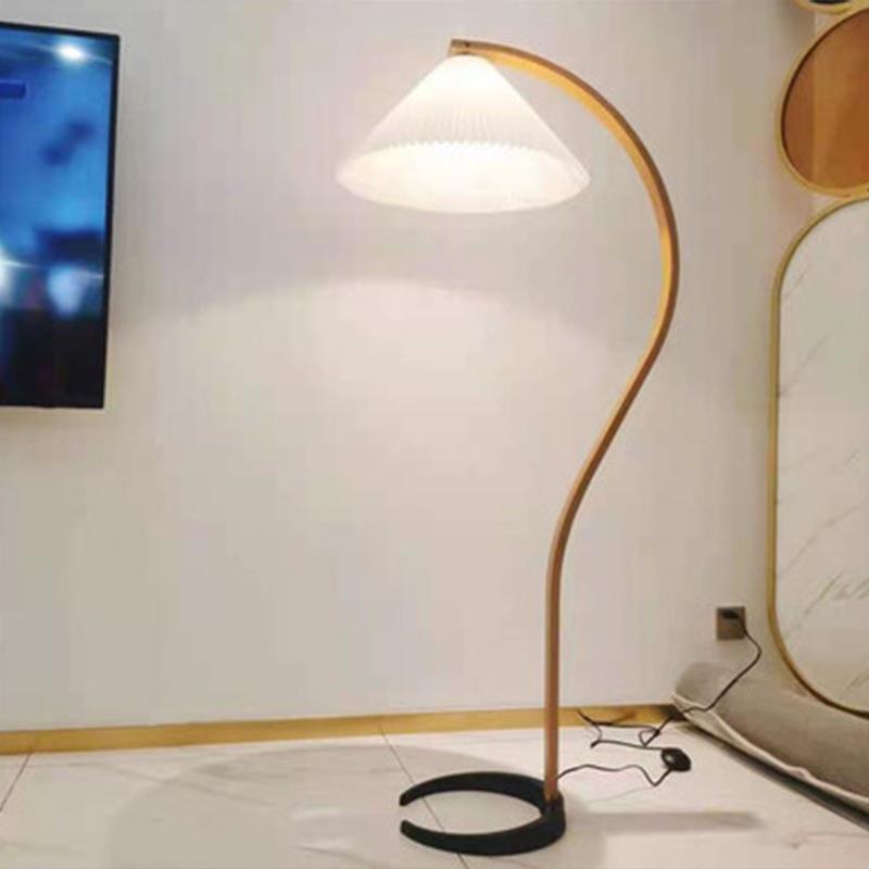 美式复古雨伞落地灯欧式实木设计师卧室客厅展厅百褶创意ins地灯