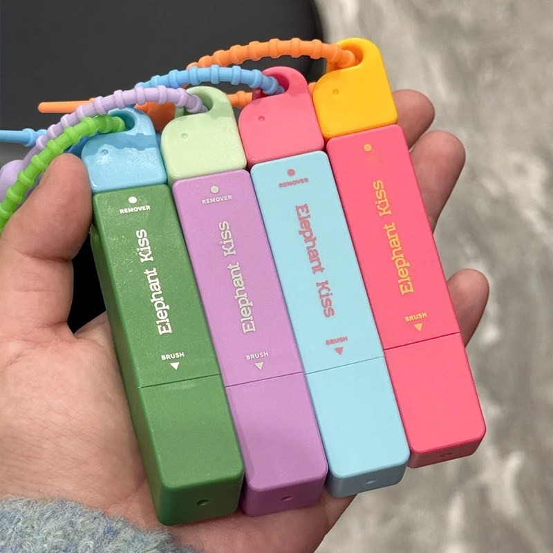 新款应急去渍笔去污剂神器多巴胺即时去渍笔便携式衣服清洁挂件