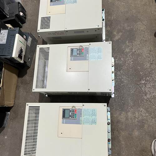 HB4A0075AAA HB4A0150AAA 变频器 安川H1000 30KW 55KW议价维修