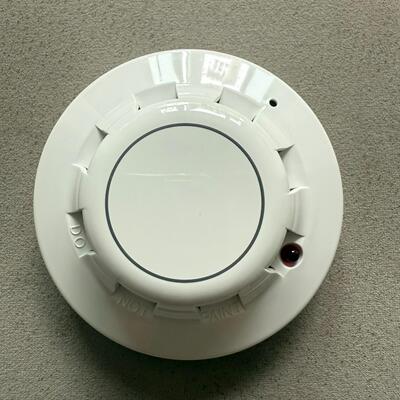 55000-217APO TYCO泰科烟雾探测器 工业安防探测器件议价维修