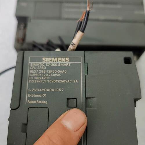 6ES7 288-1SR60-0AA0 CPU SR60 PLC工业自动化控制模块议价维修