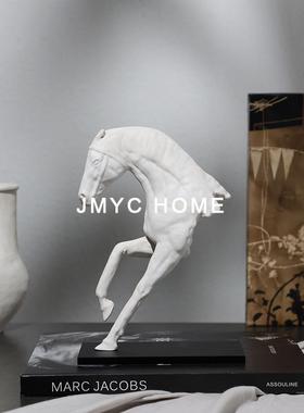 中风抽象半身创马雕塑摆件意酒店样板WPI间古玄关柜客酒厅书房装