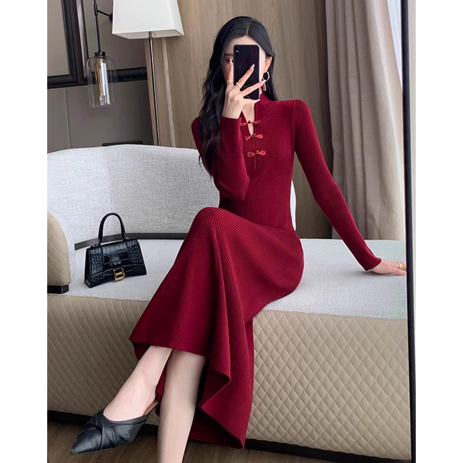 欧洲站2025新中式国风礼服小红裙气质赫本风红色针织连衣裙女秋冬