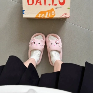 可爱hellokitty拖鞋女eva防滑防臭踩屎感外穿家居室内浴室凉拖鞋