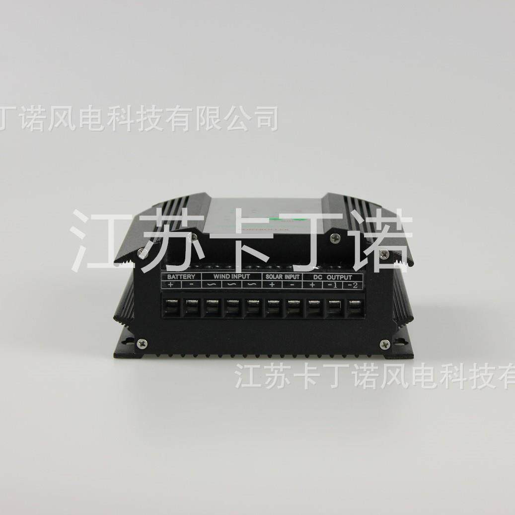 厂家直控销2V2DXM4V风机力发电制器1风光互补控制器200W600W控制