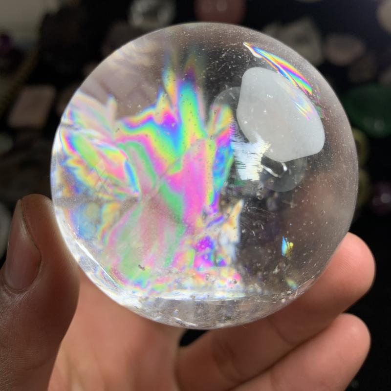 天然彩虹白水晶球 高频灵修把玩手工打磨观赏石摆件晶体透彻