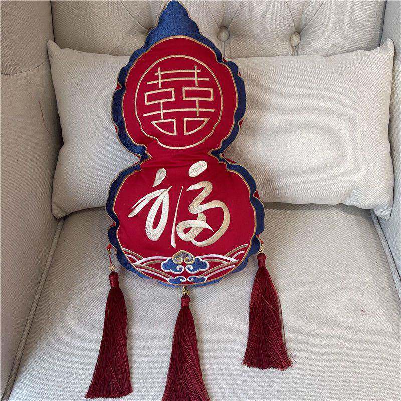 新绣品10支长绒无品牌/棉福袋大红婚庆棉刺小抱枕子纯孙枕喜字结0