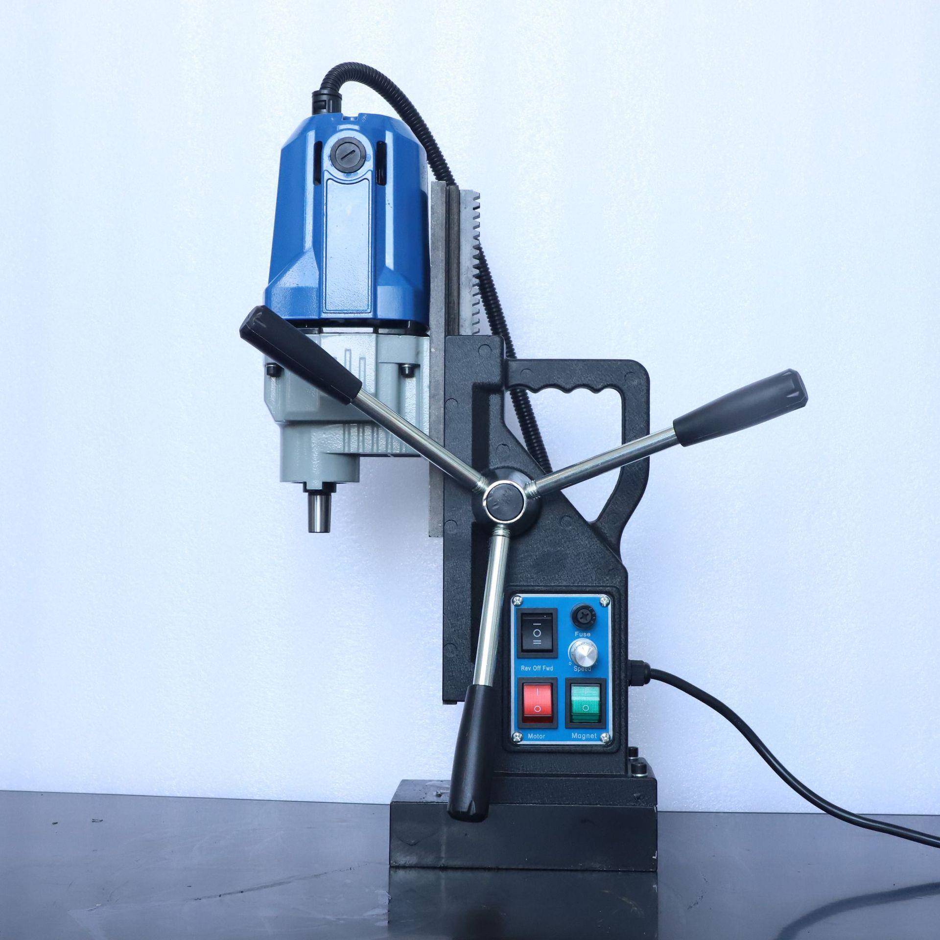 扬州调三宝力小858型便携工业磁座钻J1CD-级13C磁钻速正反转台钻