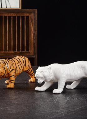 黄色陶瓷老虎摆件家居客厅招财风水工艺品十二生肖办公室书房装饰