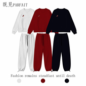 2026新款 圆领小众设计插肩新年小马慵懒风卫衣