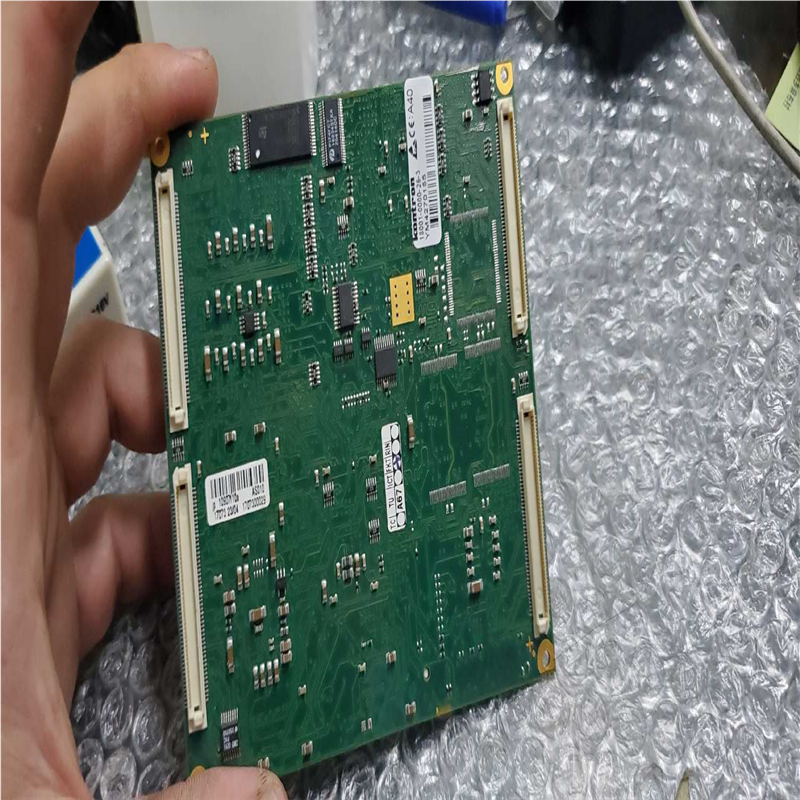 【顺庆】kontron  18001-0000-26  嵌入式工业主【议价】