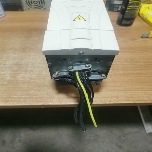 (议价)ABB变频器ACS510-01-05A6-4，2.2KW