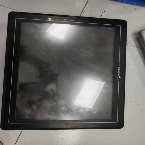 (议价)威纶触摸屏MT8150X V2WV，实图拍摄，功能正常，10