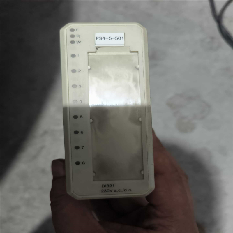 ABB模块DI821，拆机件，成色一般，功能包好。~议价