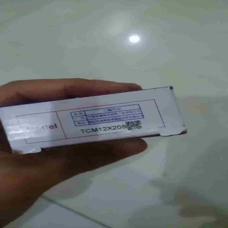 正宗亚德客三轴气缸 TCM12x20S有包装只有3个议价
