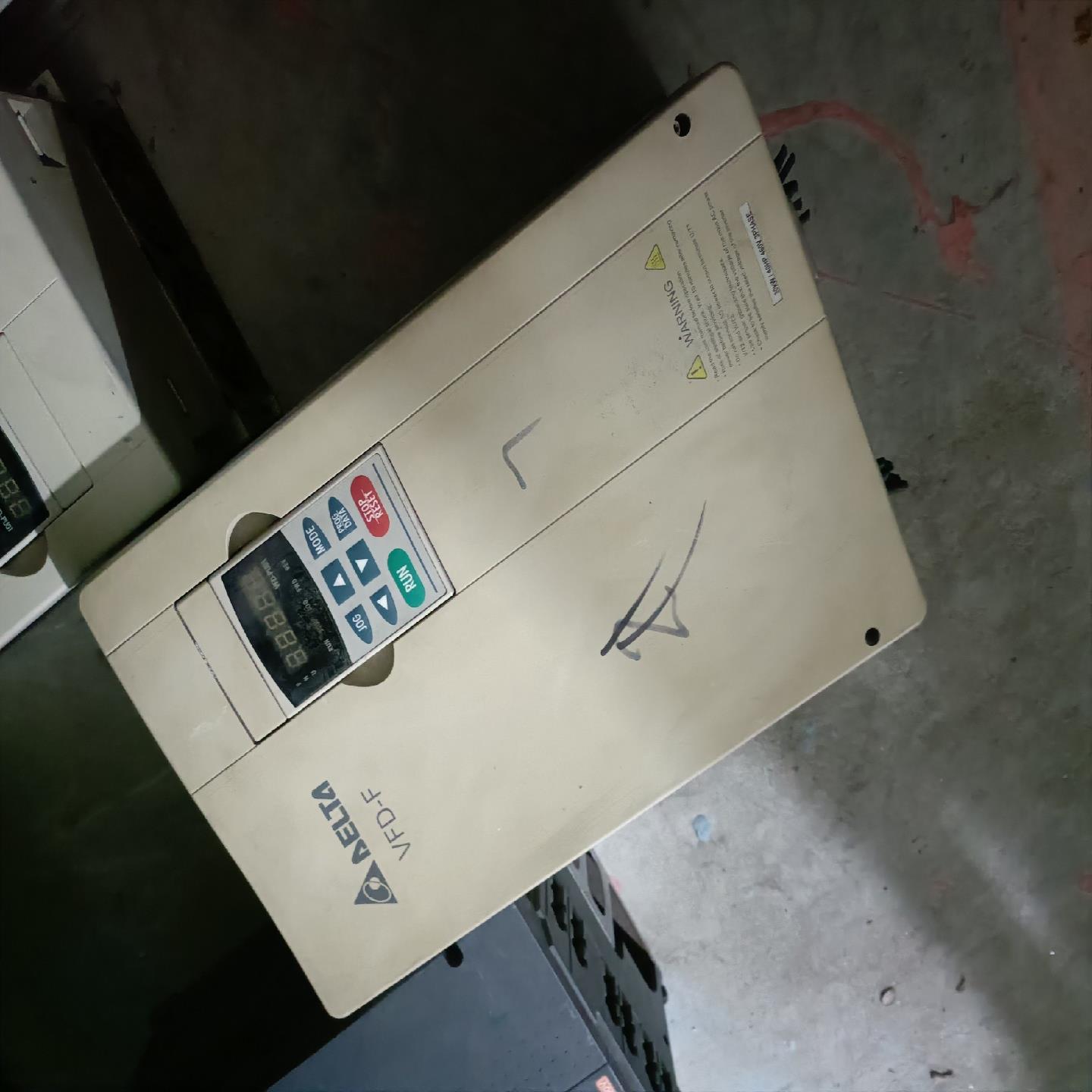 议~拆机的台达vfd300f43a变频器