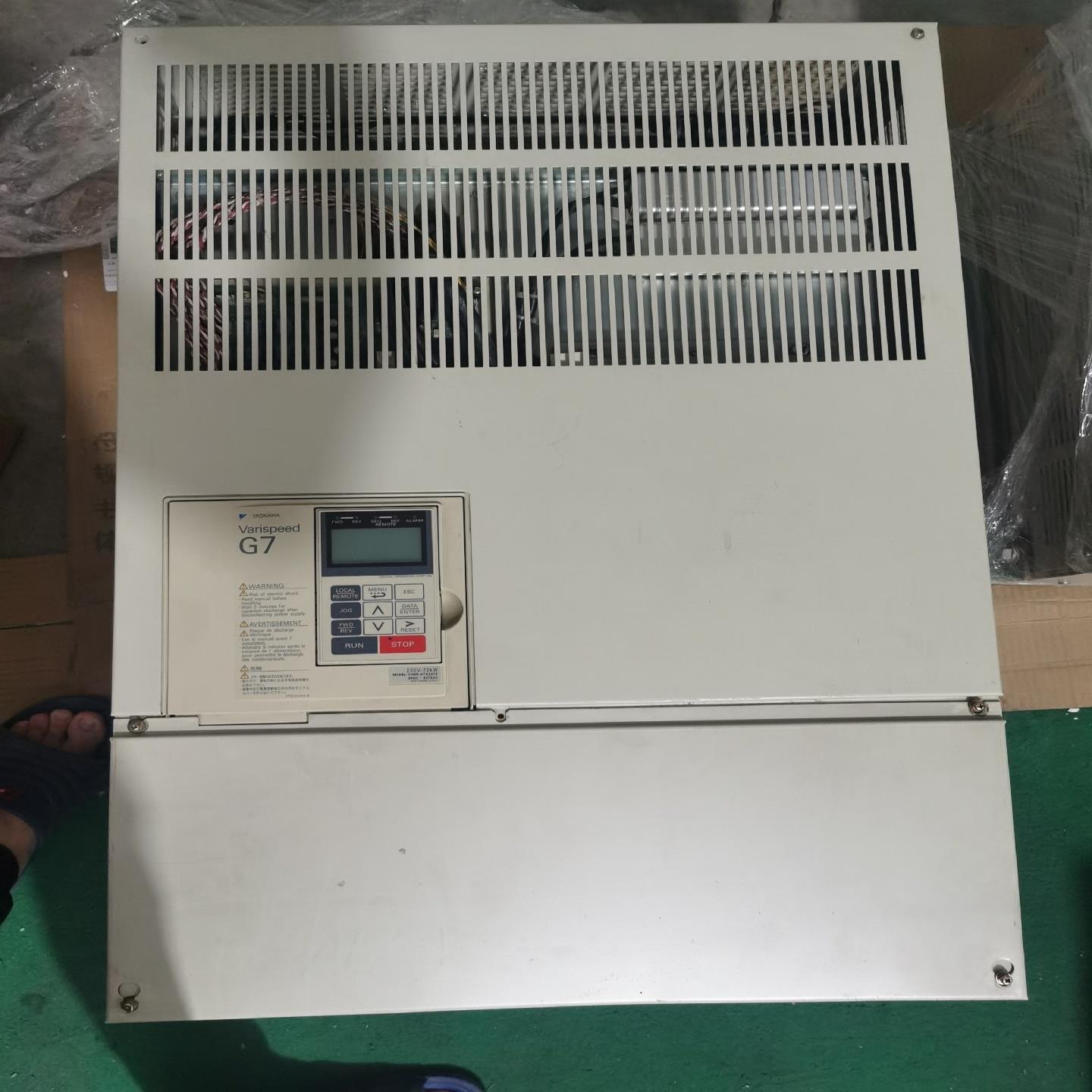 安川G7 CIMR-G7A2075 75KW 220V成色漂(耶耶电子)