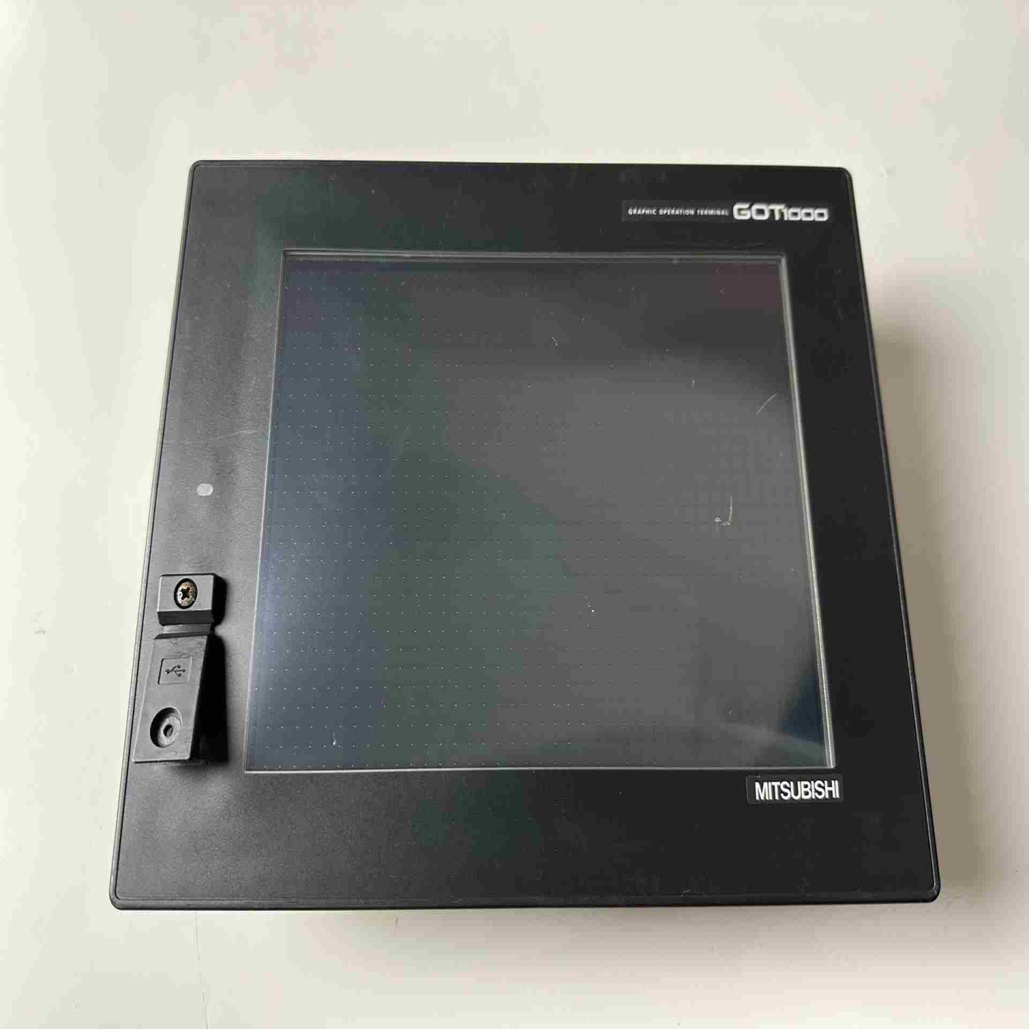 三菱触摸屏GT15-75ABUSL感兴趣的话议价