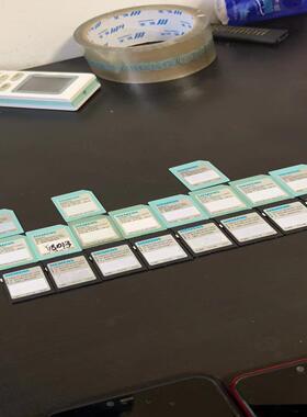 内存卡黑色的卡是4m的64 kb的80，128 kb的（卡套电子）