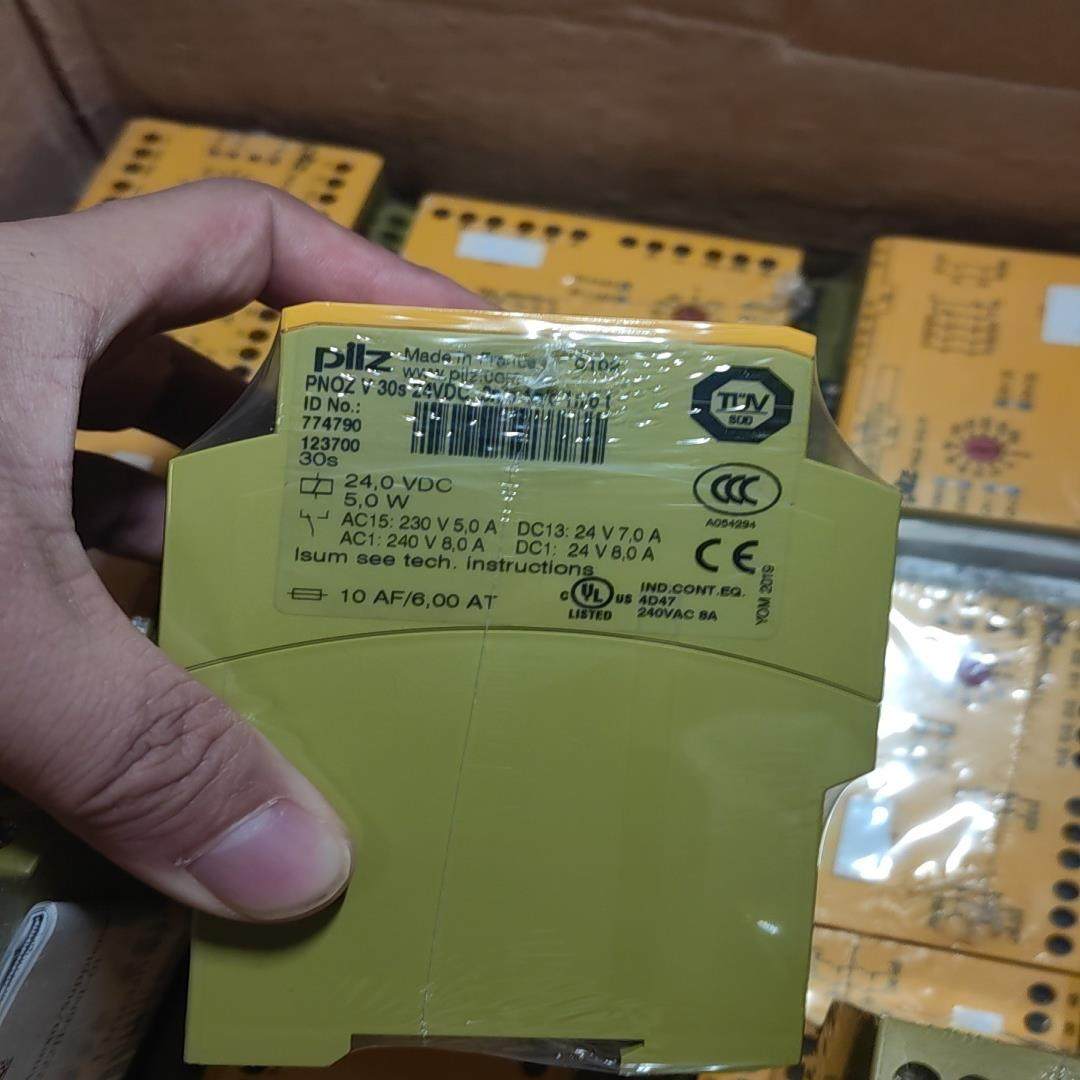 议~皮尔兹PNOZ安全继电器PilZ V 774790全新原装正