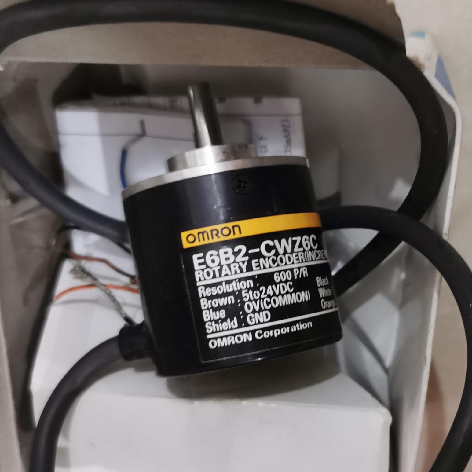 E6B2-CWZ6C  600P/R 0.5M(崽崽配件）