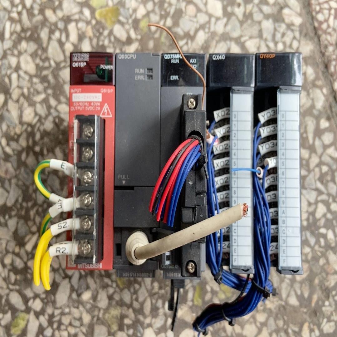 【顺庆】三菱PLC Q61SP  QD752  QX40  Q3【议价】
