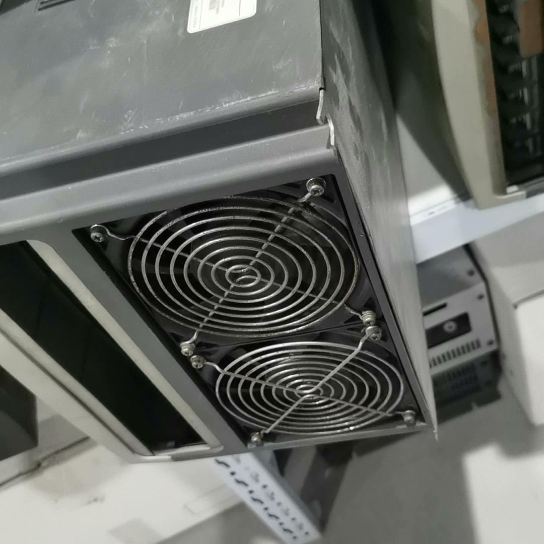 LS变频器iP5A   22KW SV220IP5A-4NO(崽崽配件）