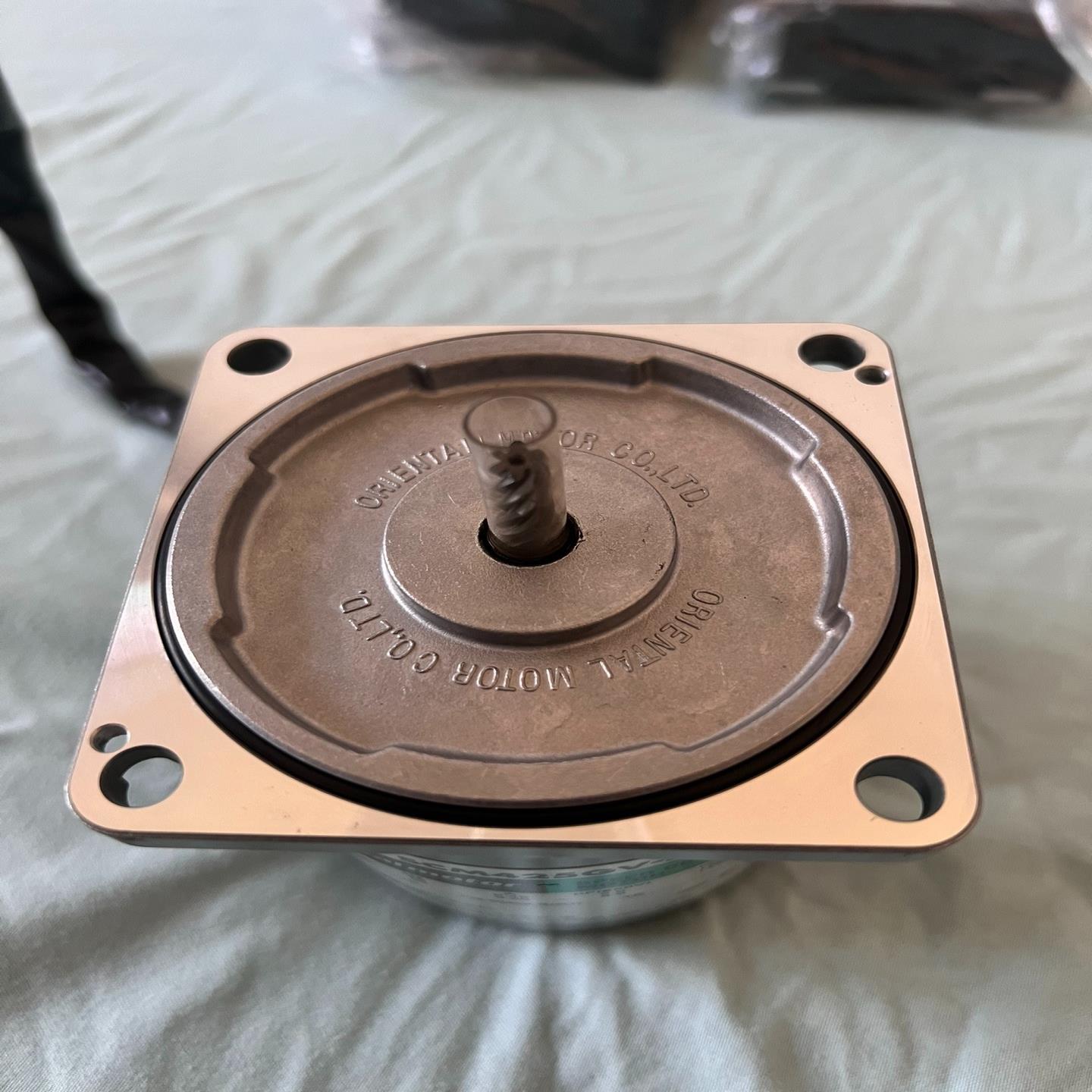 东方马达电机SCM425GV-JA 全新没有使用过，只有一个~议价
