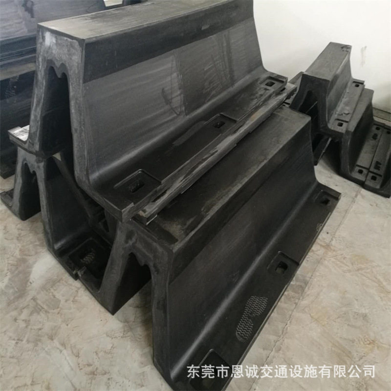 船用橡胶护舷 SA500橡胶防撞胶条 现货码头桥墩DA400型防撞胶