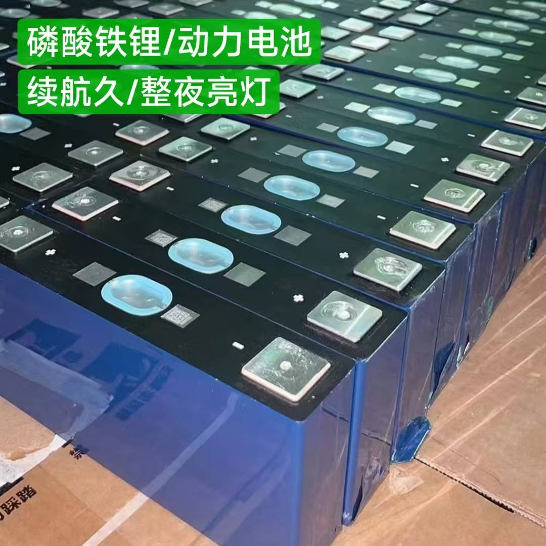 户外灯大面积太阳能路灯围墙棚栏灯照明灯别墅大门庭院灯长续航