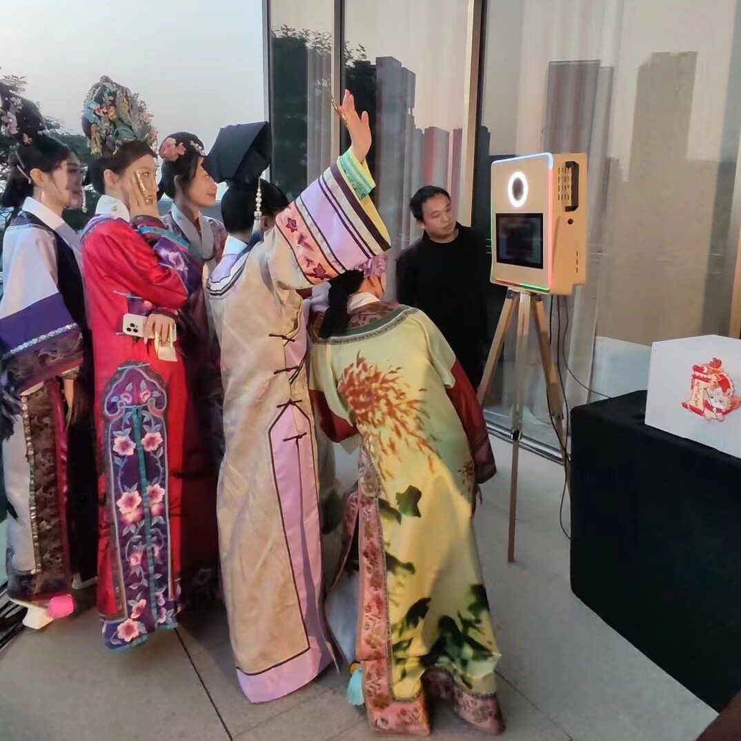 新款拍照亭15.6inch触摸屏照相亭派对婚礼拍照机photo booth