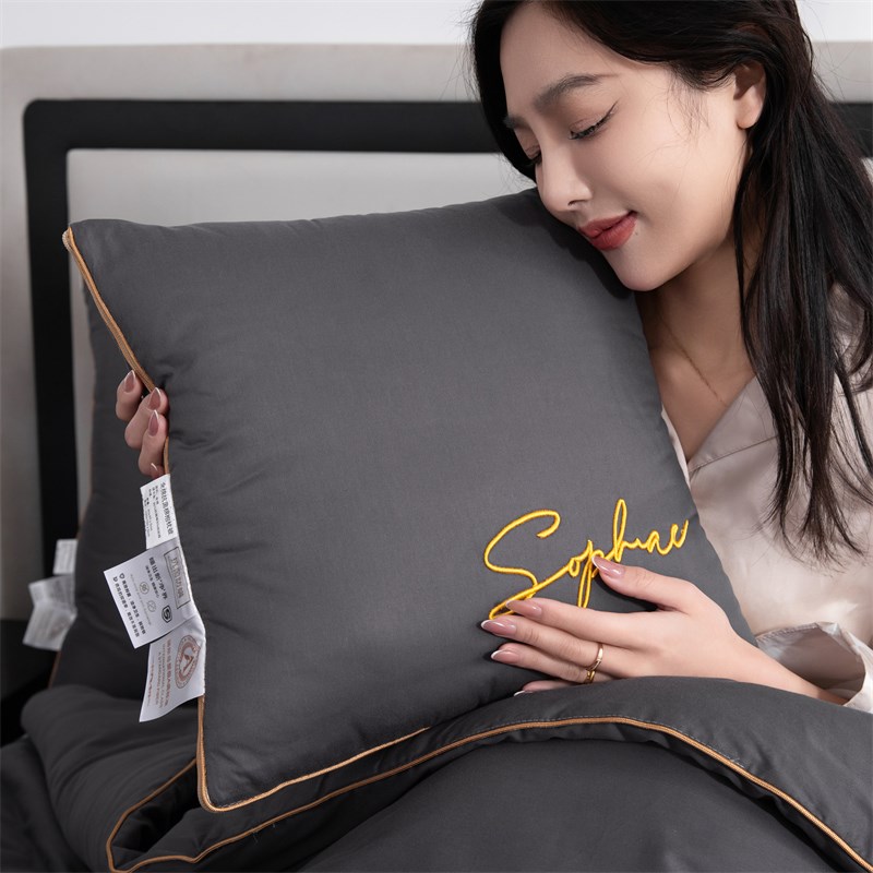 纯棉抱枕被子两用高档车内空调被办公室沙发床R上二合一午睡毯子