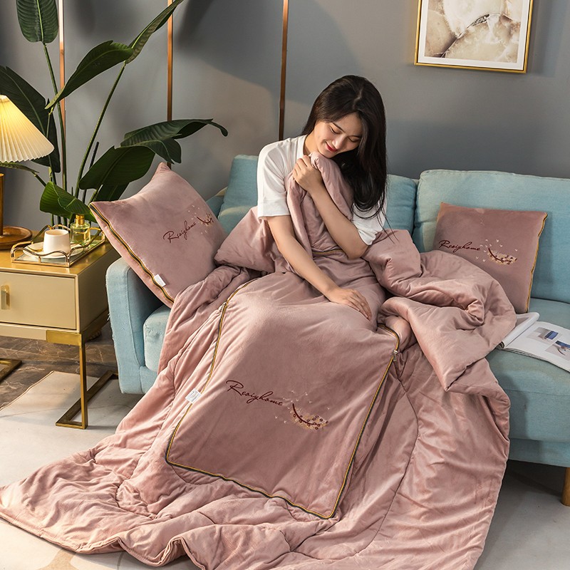 纯色加厚保暖抱枕被子两用珊瑚绒多功G能二合一汽车靠垫枕头空调