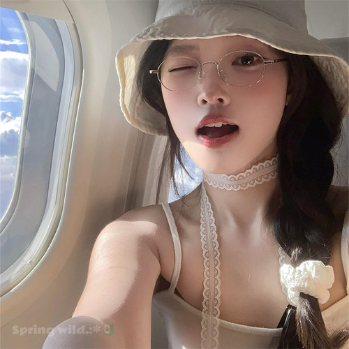 纯欲氛围白色蕾丝飘带