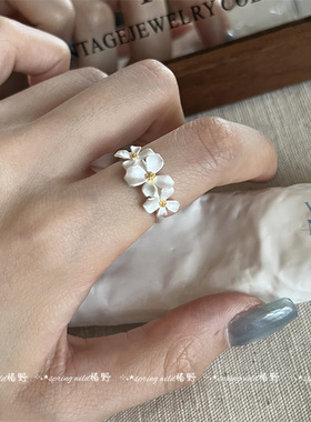 清冷感银色栀子花开口戒指
