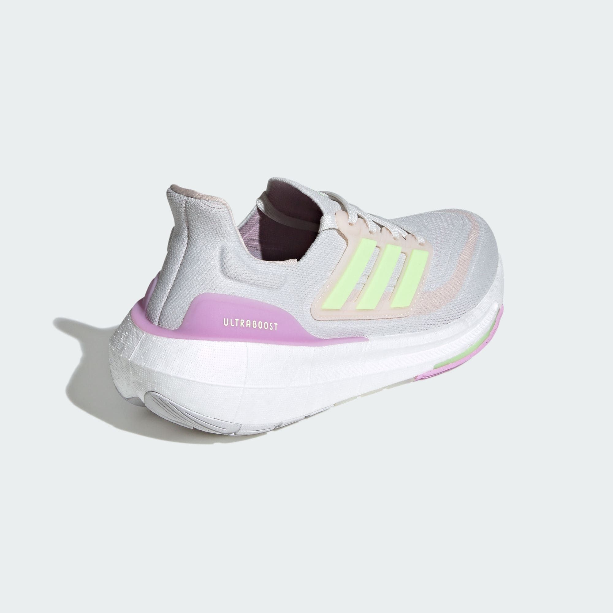 Adidas/阿迪达斯 女子 ULTRABOOST 随心畅跑跑步运动鞋 IE3337