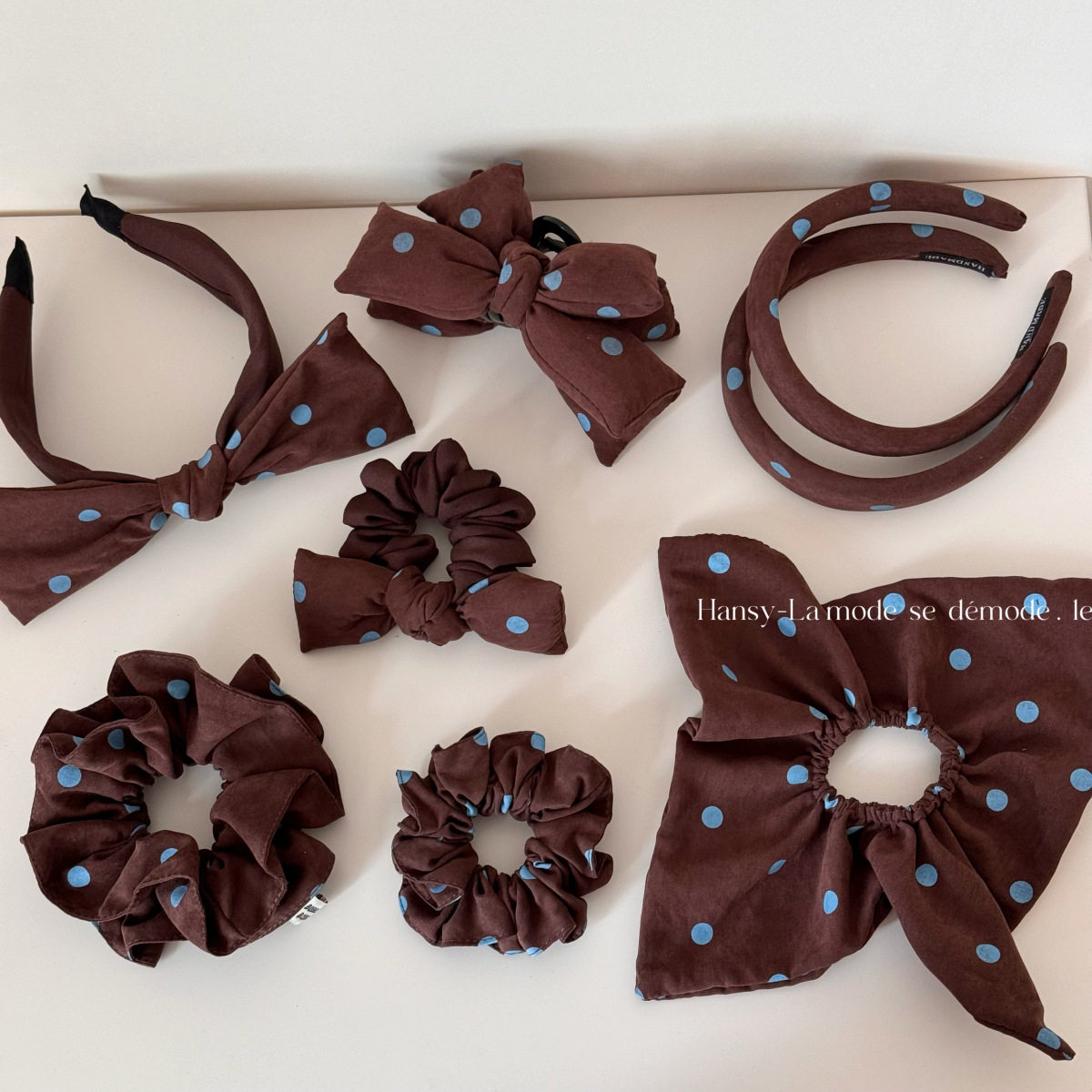 双层咖色系布艺蓝波点方巾发圈质感蝴蝶结大肠发圈韩系扎马尾头绳,饰品/流行首饰/时尚饰品新,发饰,淘宝优惠券,粉丝福利购,淘宝优惠卷