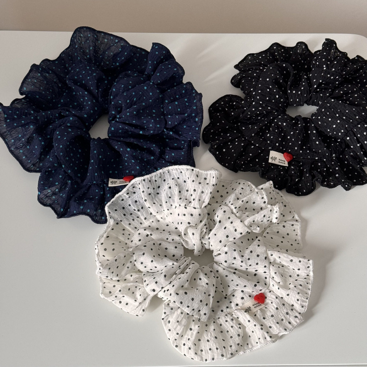 温柔波点荷叶边大肠发圈气质百搭大号高级感发绳发饰新款头饰,饰品/流行首饰/时尚饰品新,发饰,淘宝优惠券,粉丝福利购,淘宝优惠卷