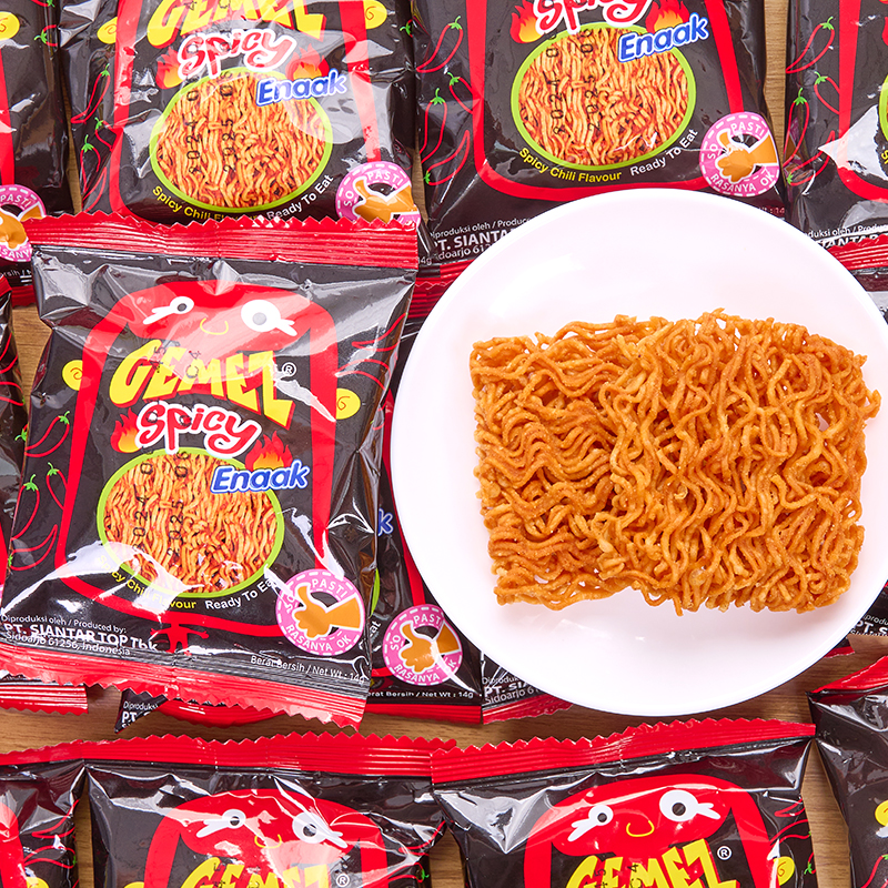 印尼gemez小鸡干脆面干吃方便面儿童解馋超好吃零食休闲网红爆款