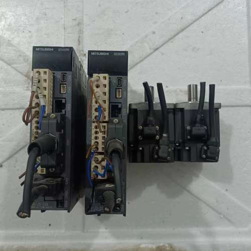 议价三菱伺服驱动器+电机,九成新,功能正常,标价为每套价