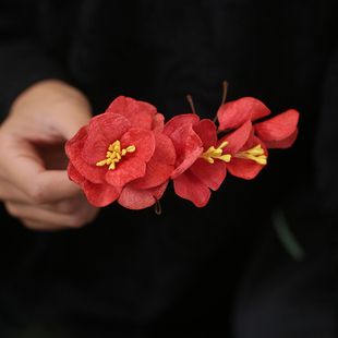 红色发夹女侧边布花朵边夹古风耳后发卡后脑勺半扎头饰结婚秀禾服