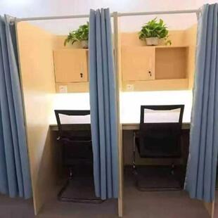 沉浸式自习室自习一闭对一桌辅导办公共自享习室学自习桌习桌封式