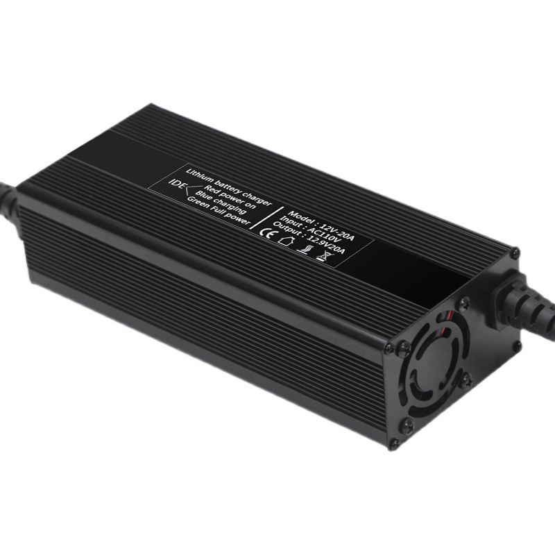 定顶110V户外电源智能充电器12V20A大L功率锂电池快充铝壳充电机