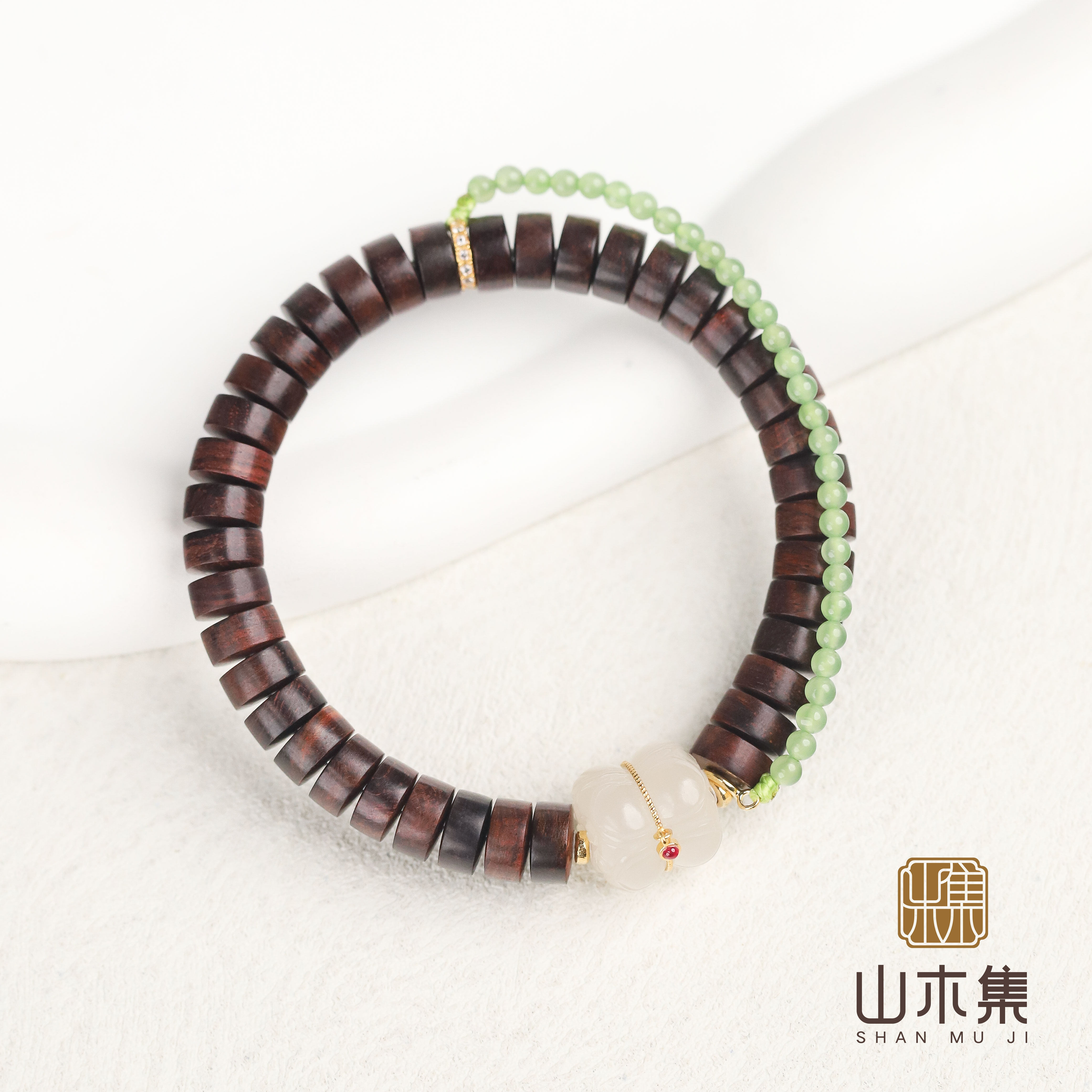 18K金藕粉并蒂莲海黄紫油梨手串