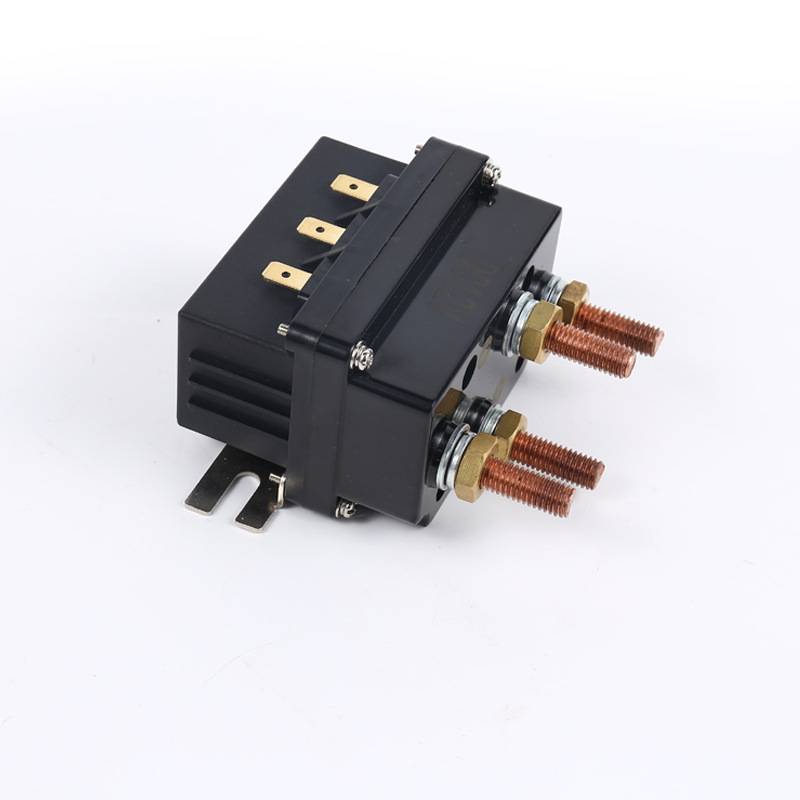 厂家直售12V 500A越野车绞盘接触器 电动绞盘继电器LR4450长柱