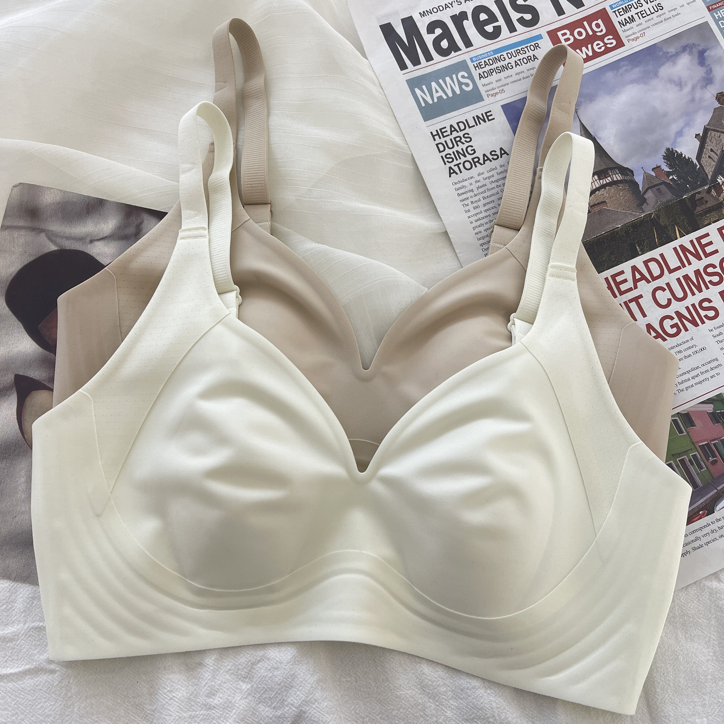 古妃无痕薄款果冻条聚拢大胸显小兔耳朵杯内衣女无钢圈防下垂文胸